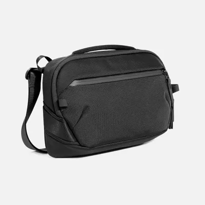 Aer Day Sling 4 Max