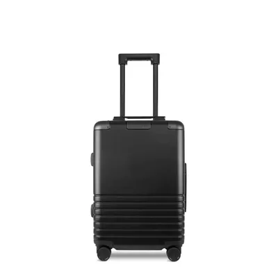 Kapten & Son Heathrow Cabin