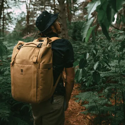 Langly Weekender Backpack With Camera Cube 24L
