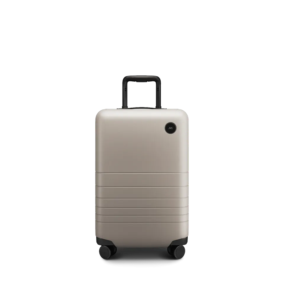 Monos Carry-On