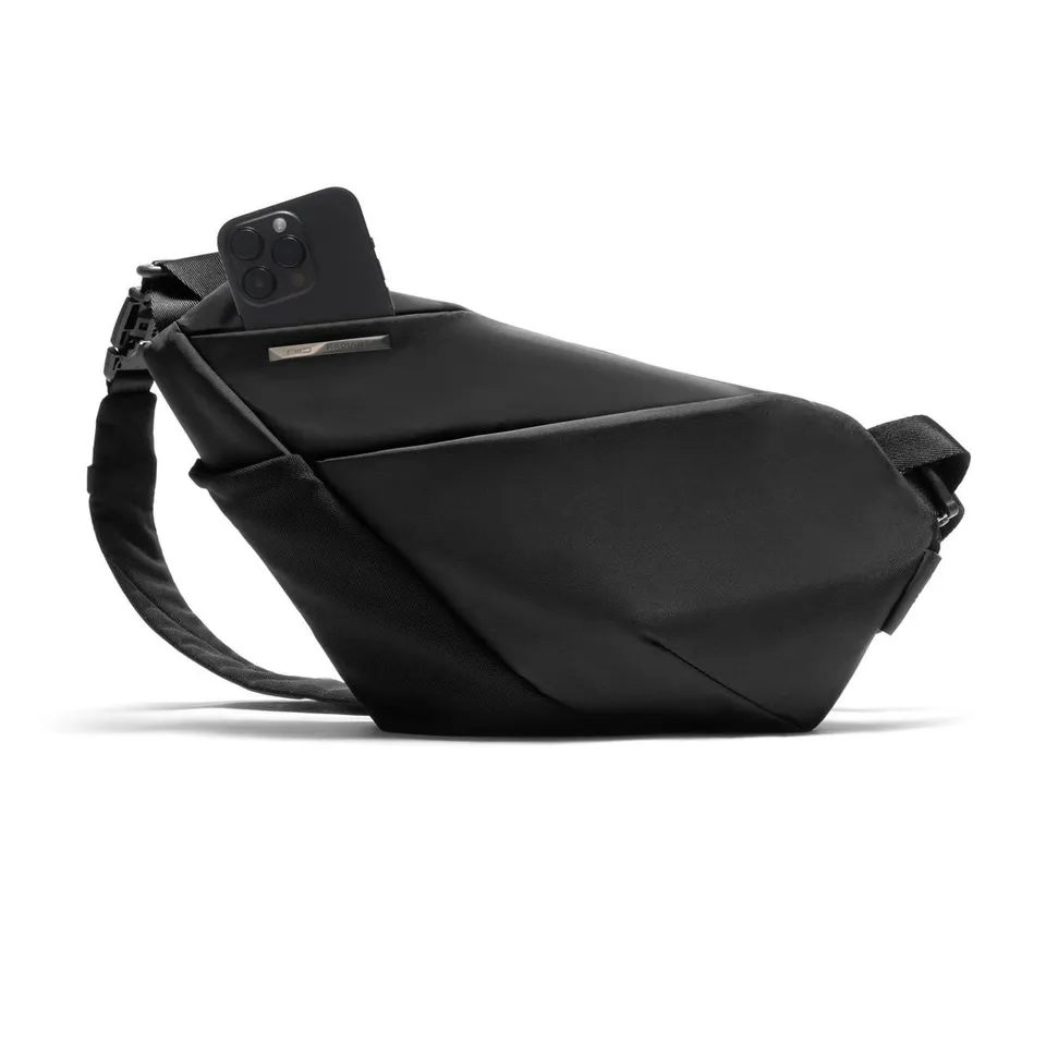 NIID FINO V Ultra-slim Tech Sling 2.5L
