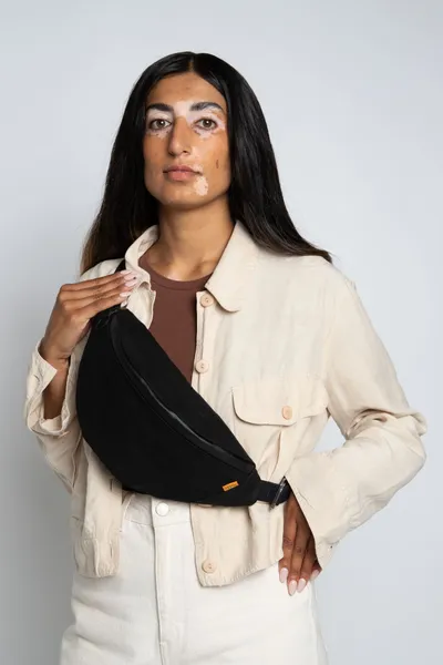 Trakke Banana Crossbody Bag